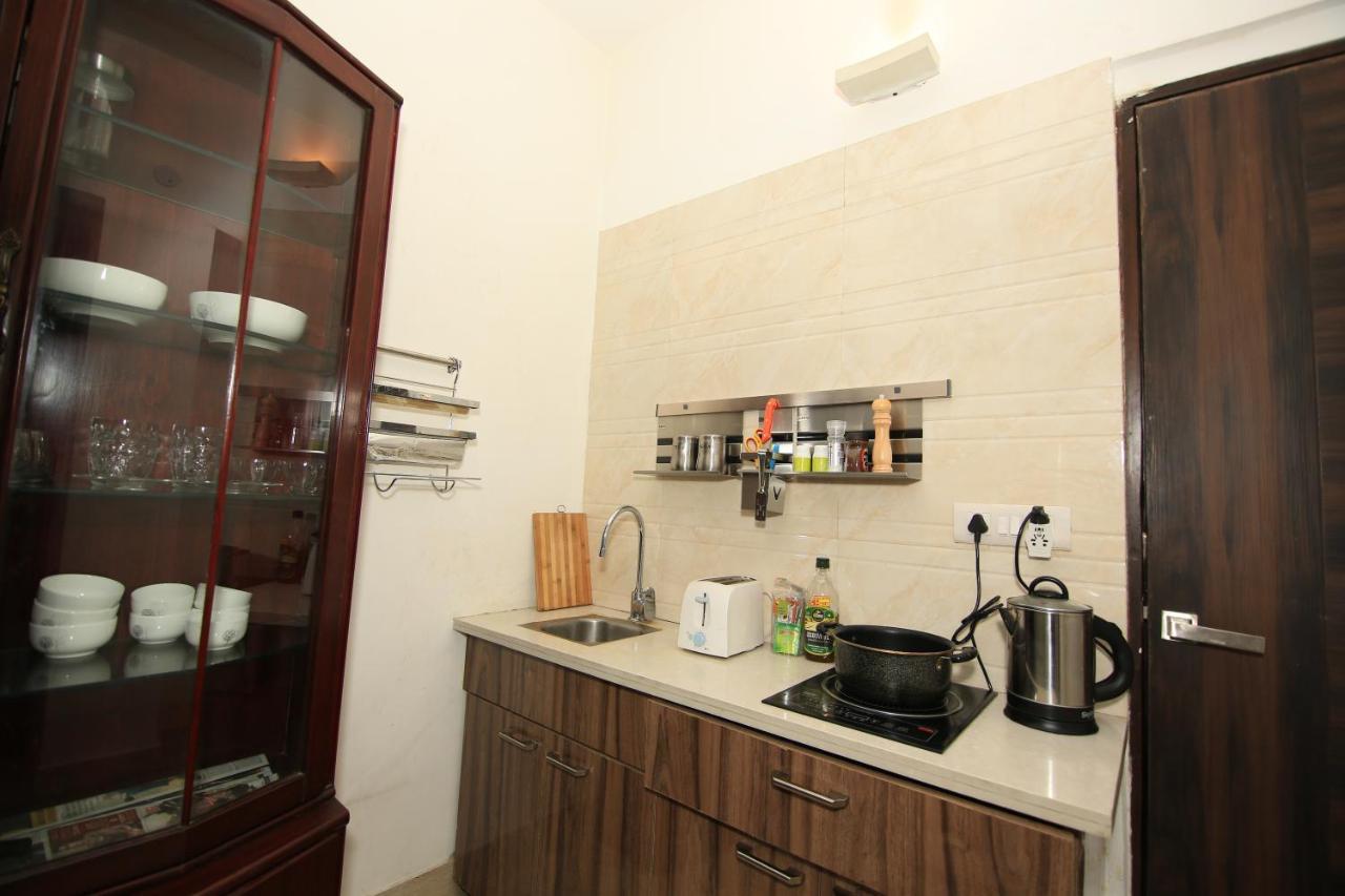 Avanti Tenantry-Luxurious Service Apartments Ню Делхи Екстериор снимка